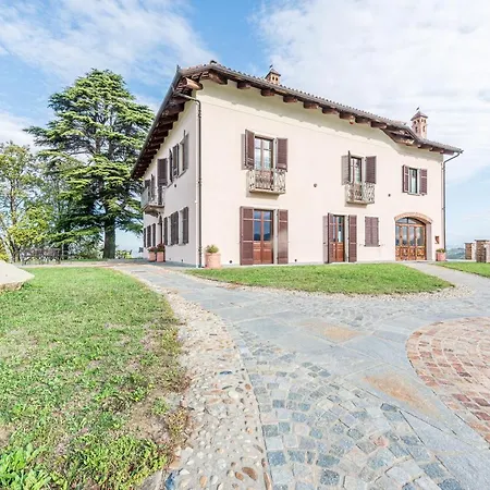 Villa Bricco Paglieri, Entire *