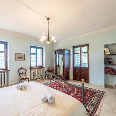 Bricco Paglieri, Entire Villa *