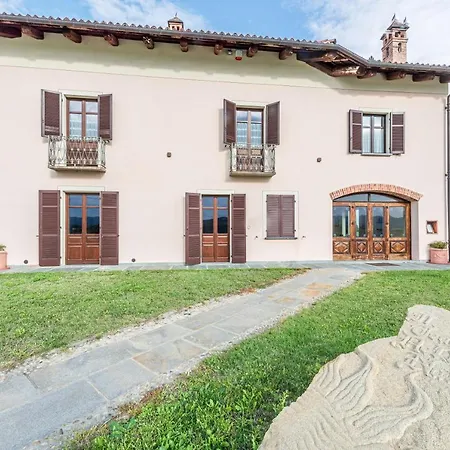 Bricco Paglieri, Entire Villa Alba (Piedmont)