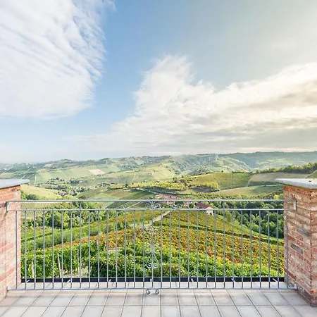 Bricco Paglieri, Entire Alba (Piedmont)
