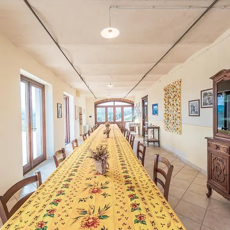 Villa Bricco Paglieri, Entire Alba (Piedmont)