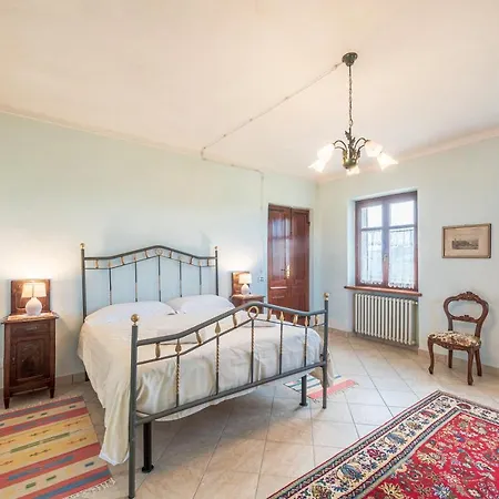 Bricco Paglieri, Entire Villa *