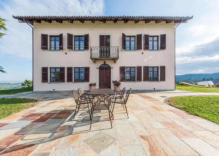 Bricco Paglieri, Entire Alba (Piedmont)