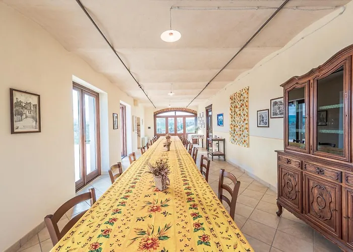 Villa Bricco Paglieri, Entire Alba (Piedmont)